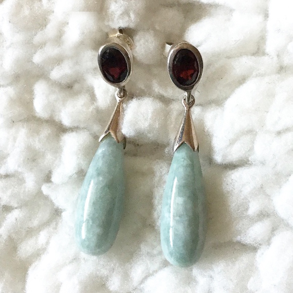 Vintage Sterling Silver Garnet & Jade / Jadeite Drop Earrings Stamped .925